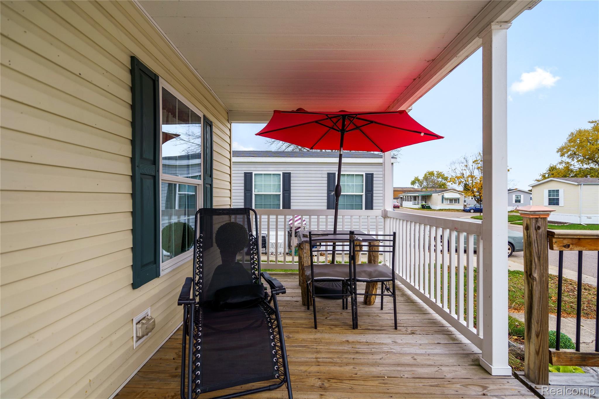 75 Woodridge Court