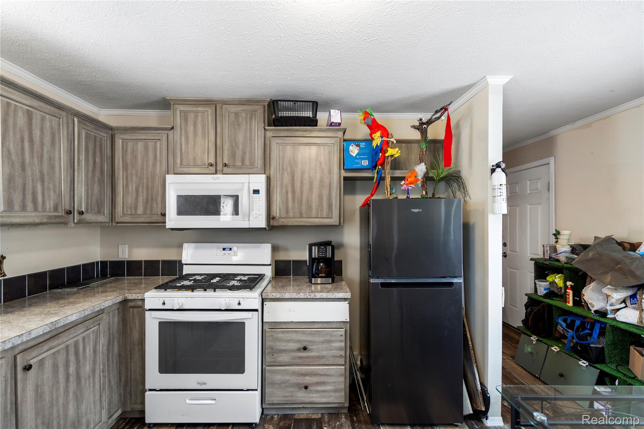 75 Woodridge Court