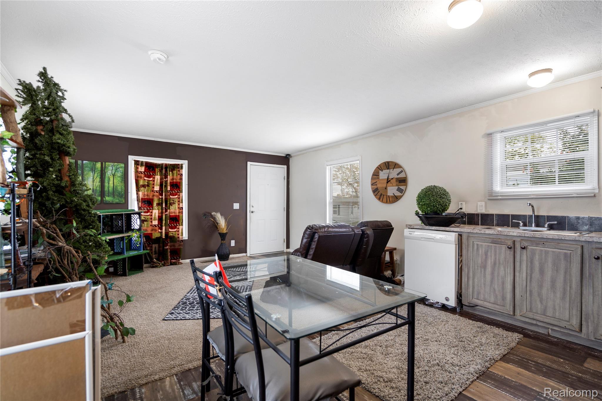 75 Woodridge Court