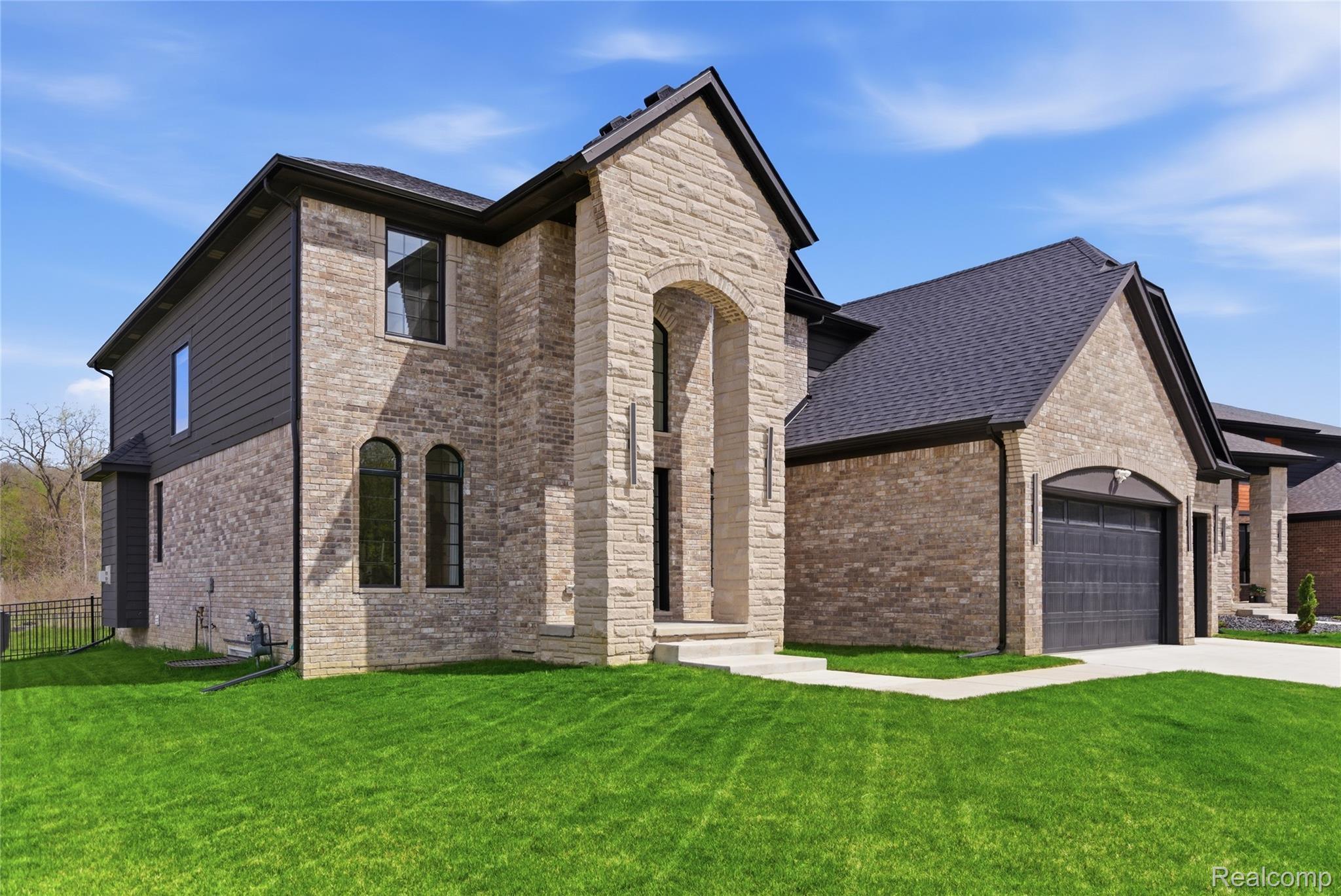 56056 Barnes Court