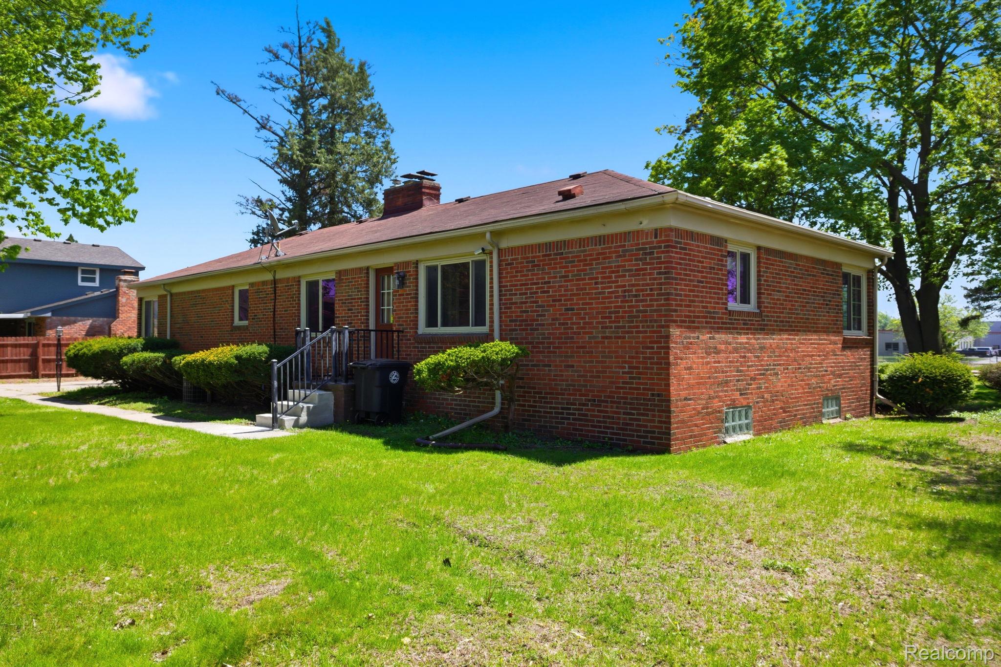 35564 Schoolcraft Road