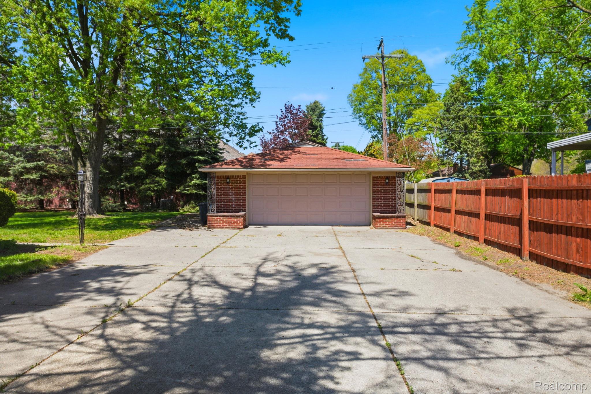 35564 Schoolcraft Road