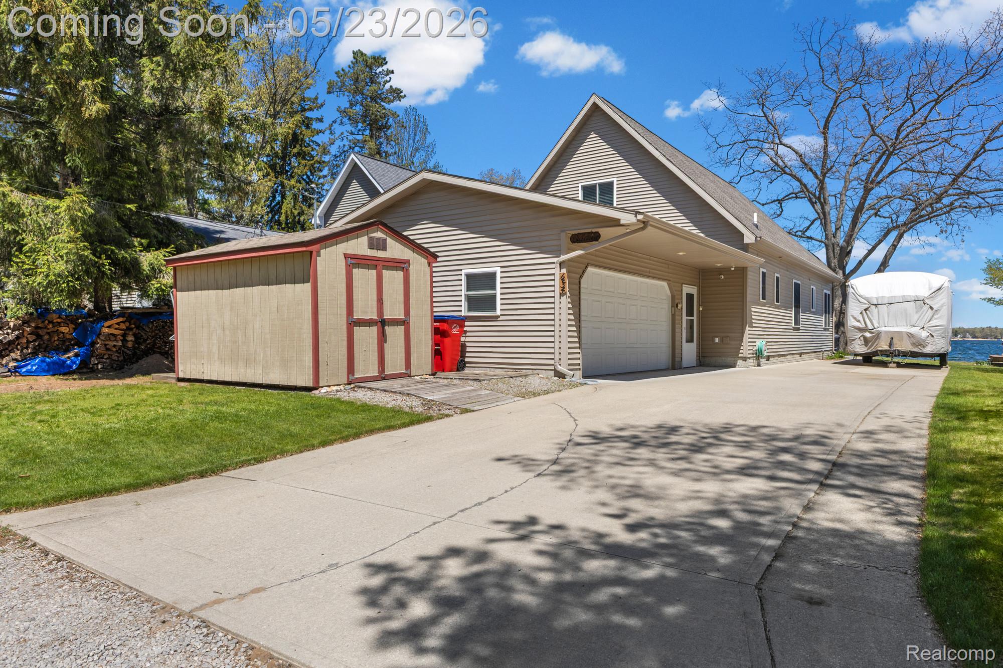 1434 Lake Drive