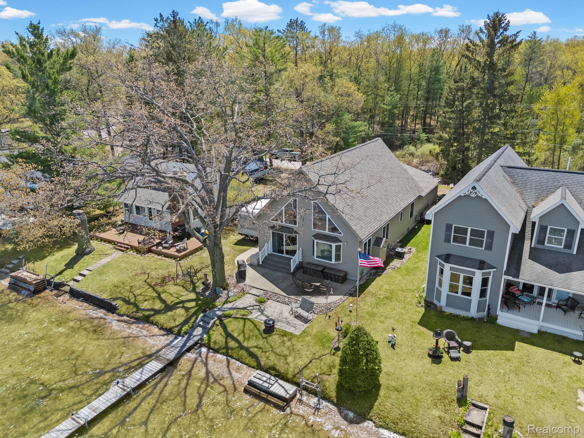 1434 Lake Drive