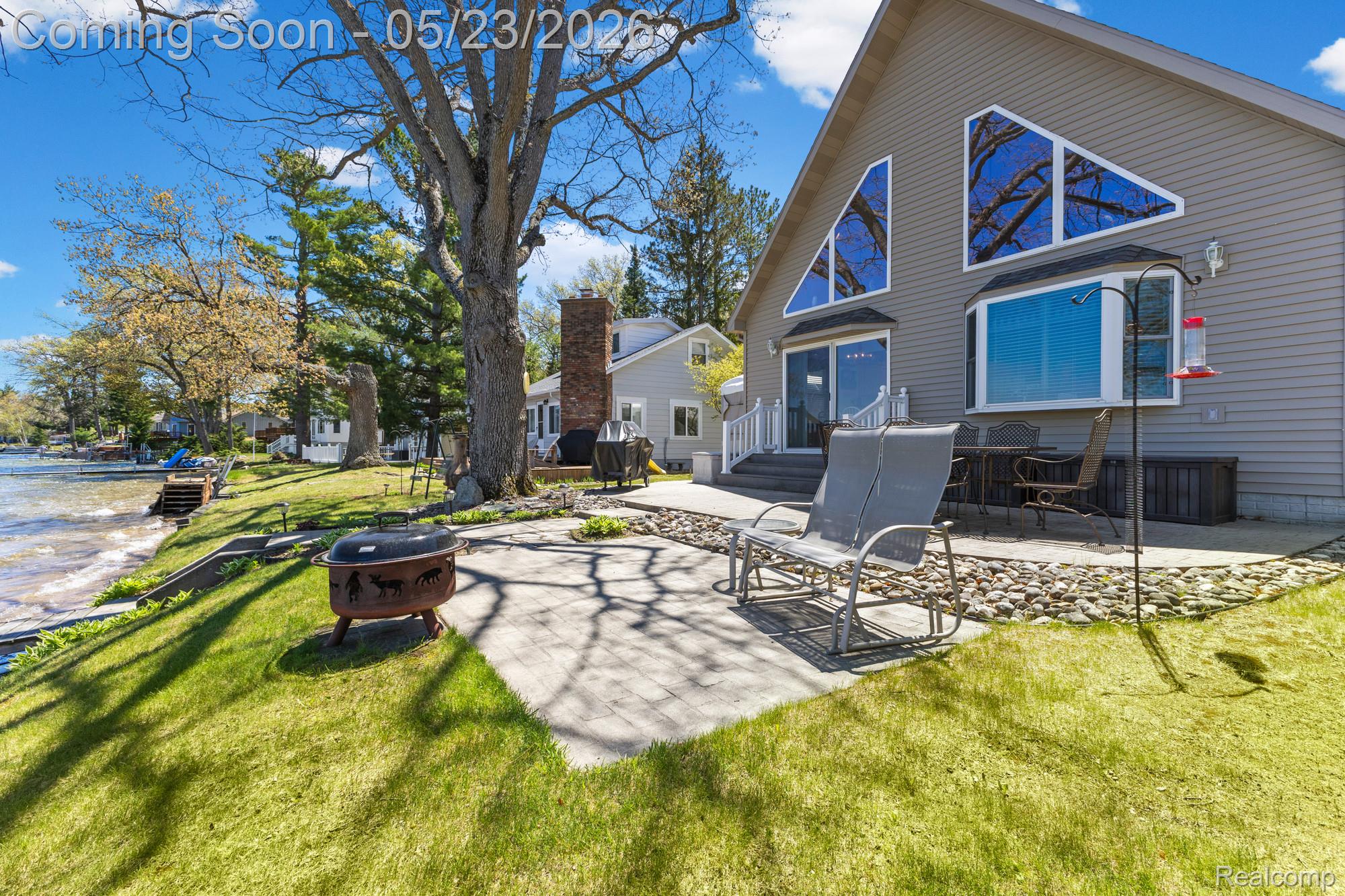 1434 Lake Drive