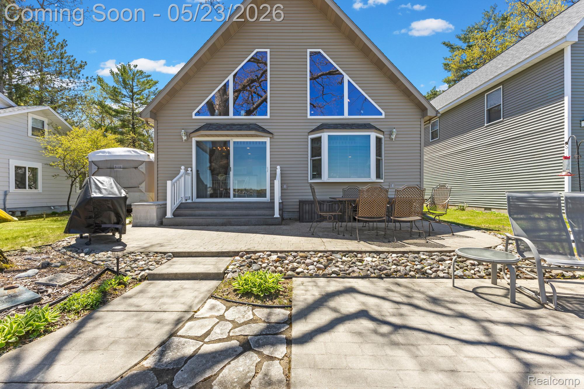 1434 Lake Drive