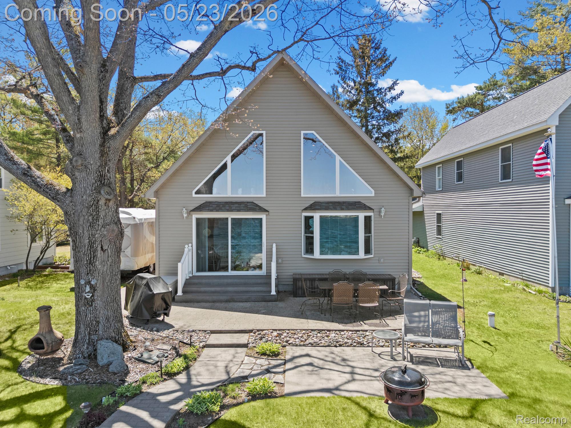 1434 Lake Drive