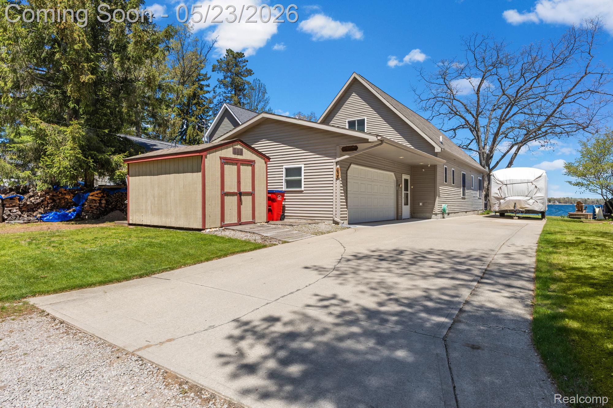 1434 Lake Drive