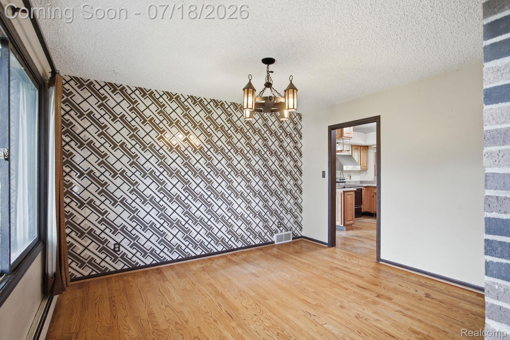 2726 Bay Drive
