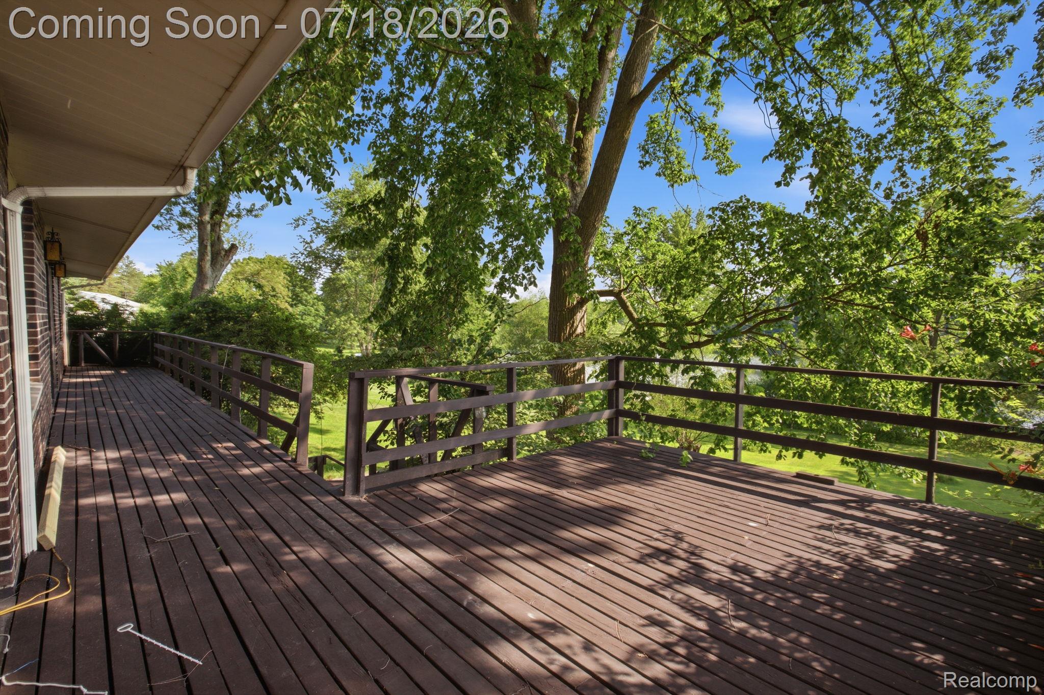 2726 Bay Drive