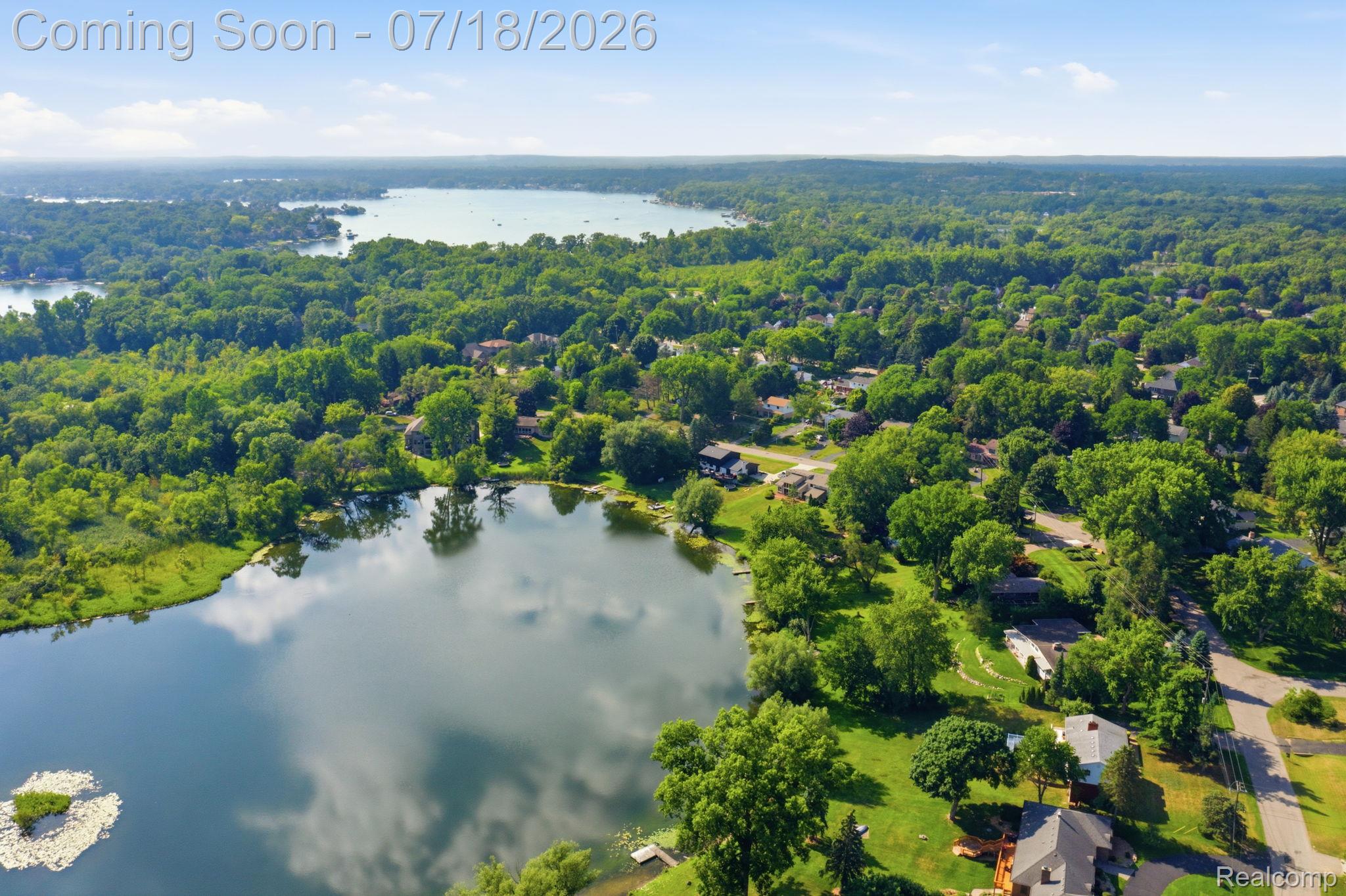 2726 Bay Drive