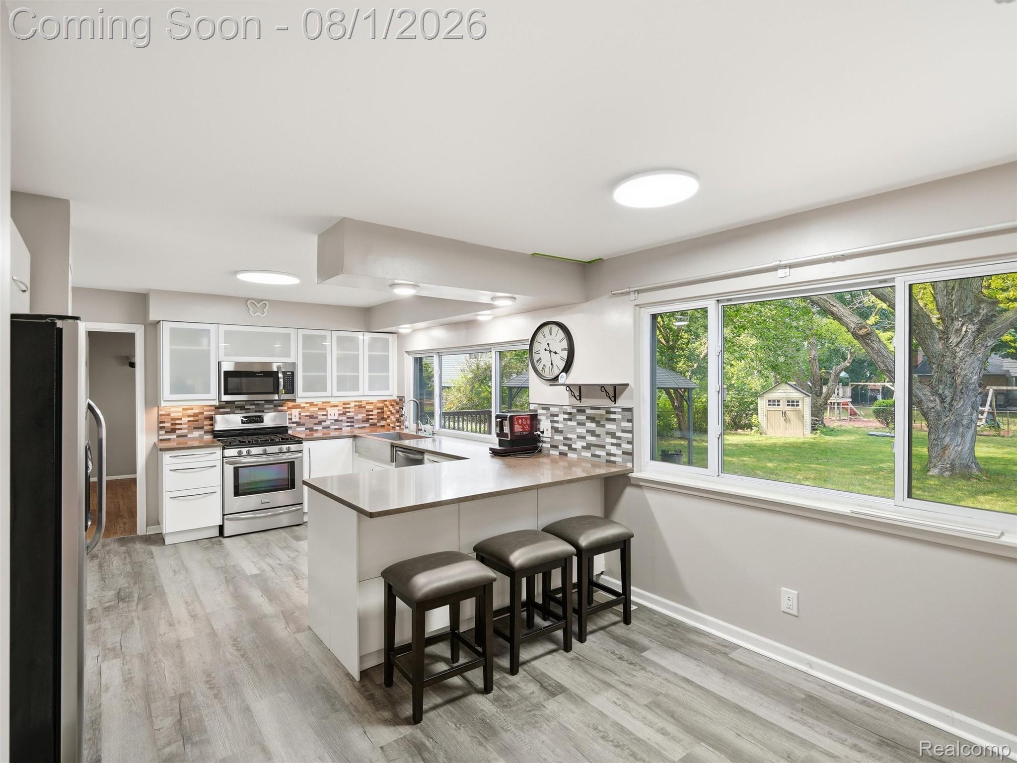2921 Baylis Drive