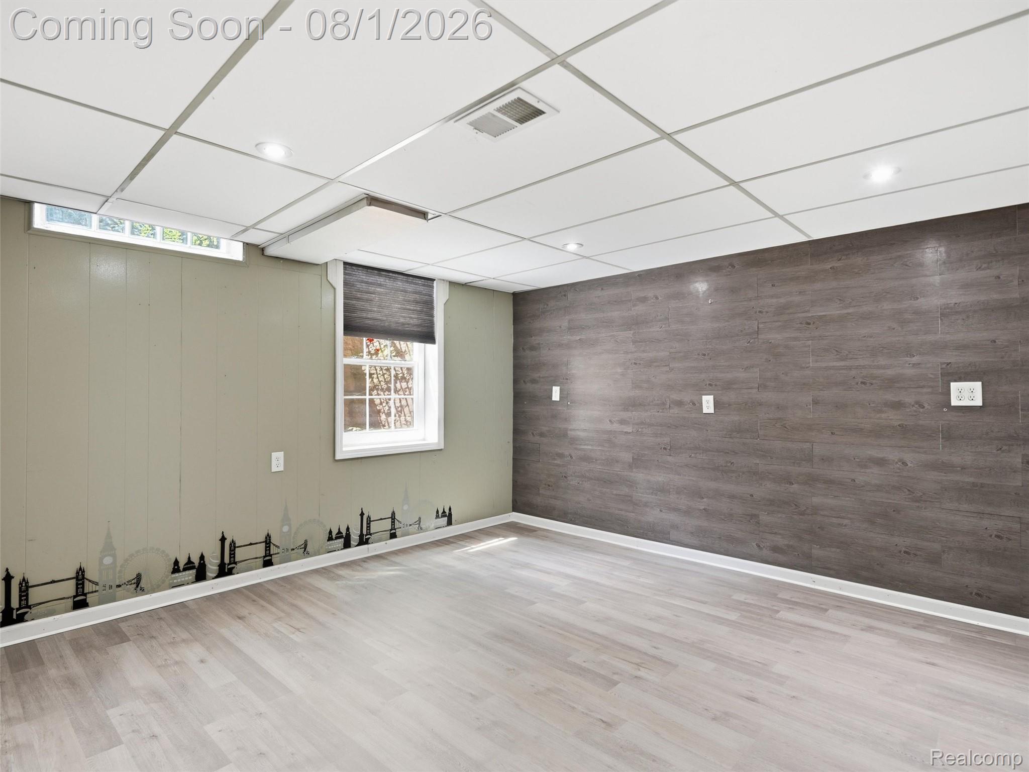 2921 Baylis Drive