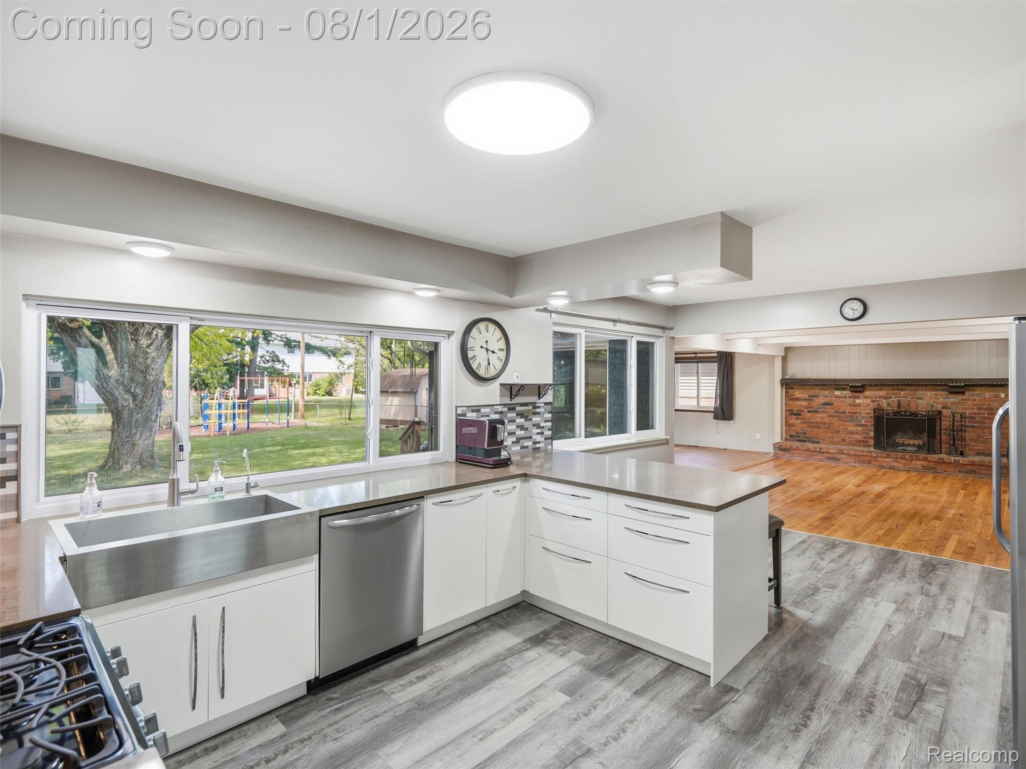 2921 Baylis Drive