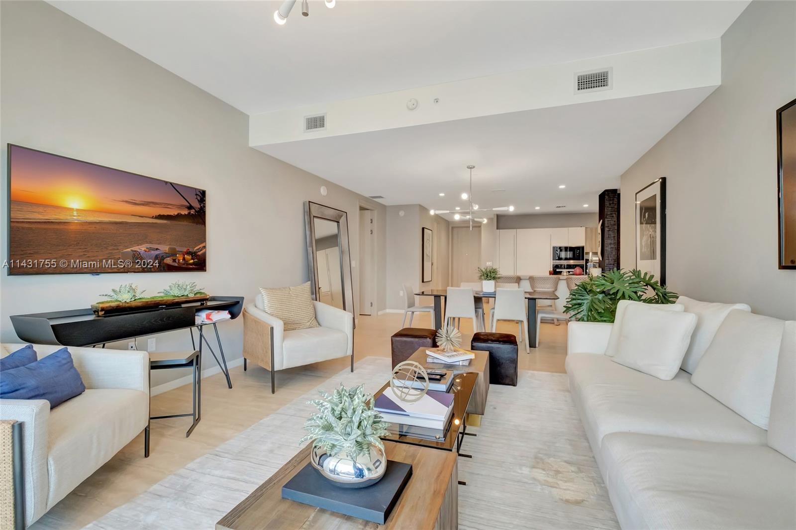 1000 Brickell Plz Unit: PH5003