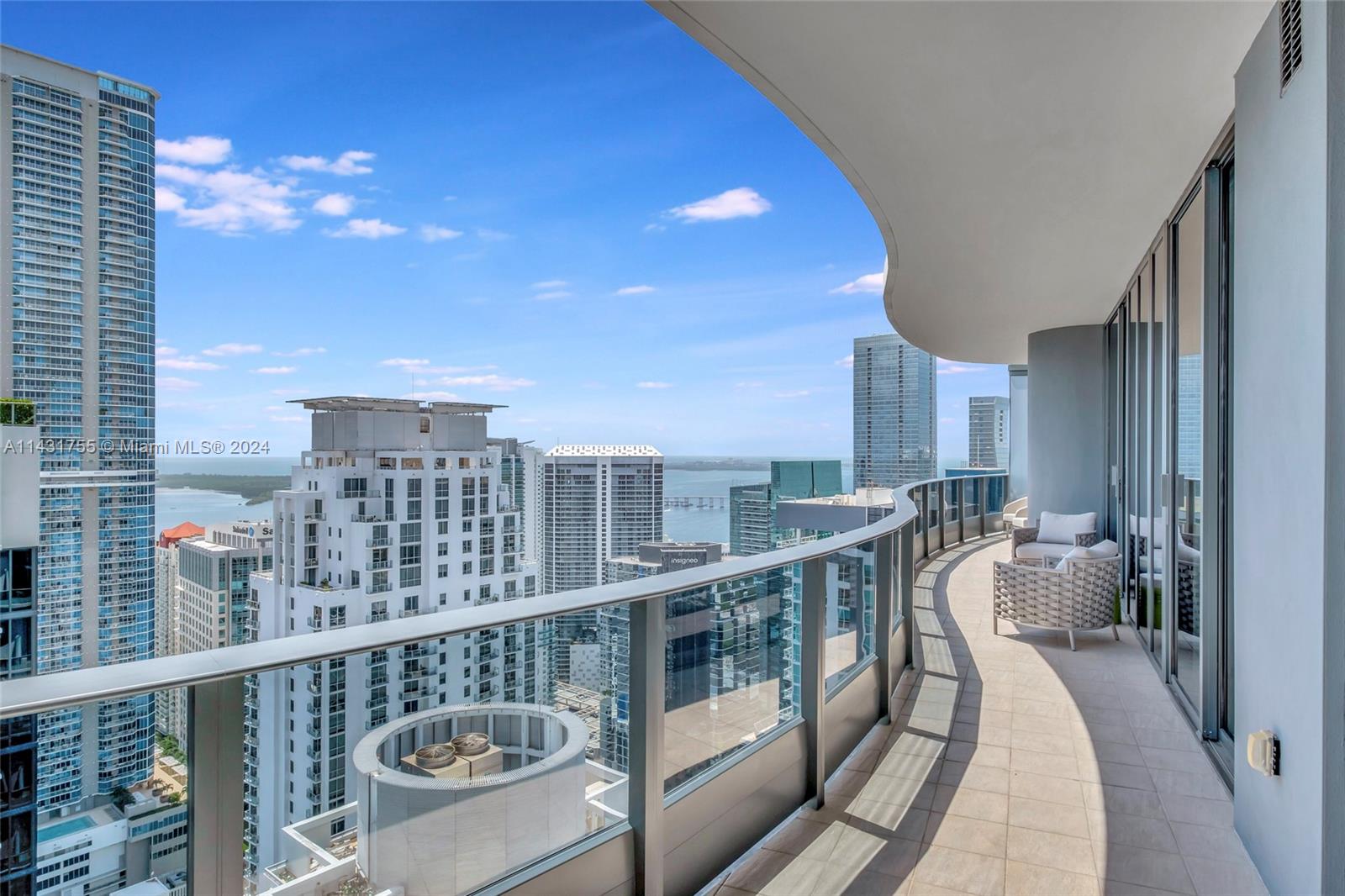 1000 Brickell Plz Unit: PH5003
