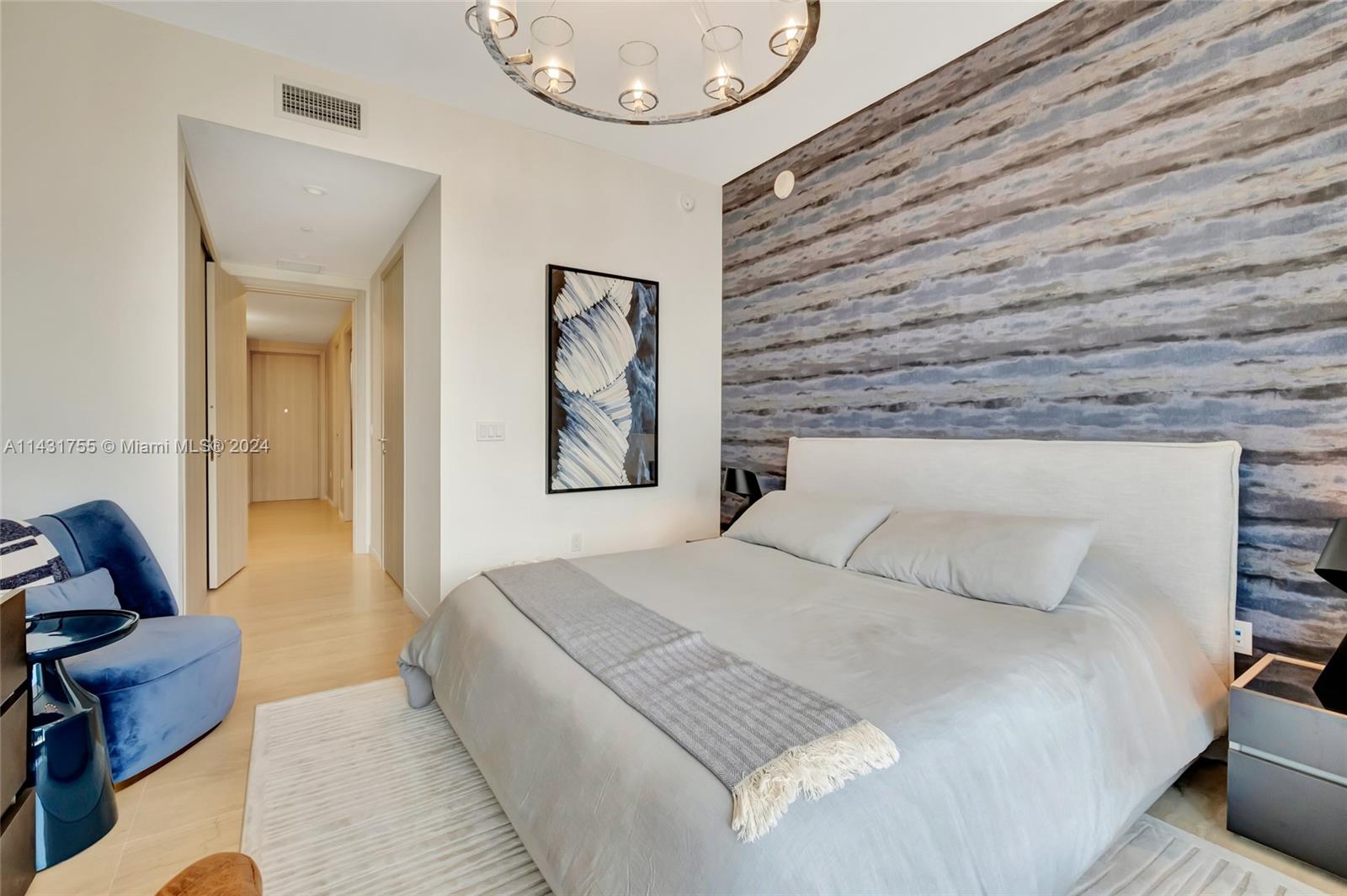 1000 Brickell Plz Unit: PH5003
