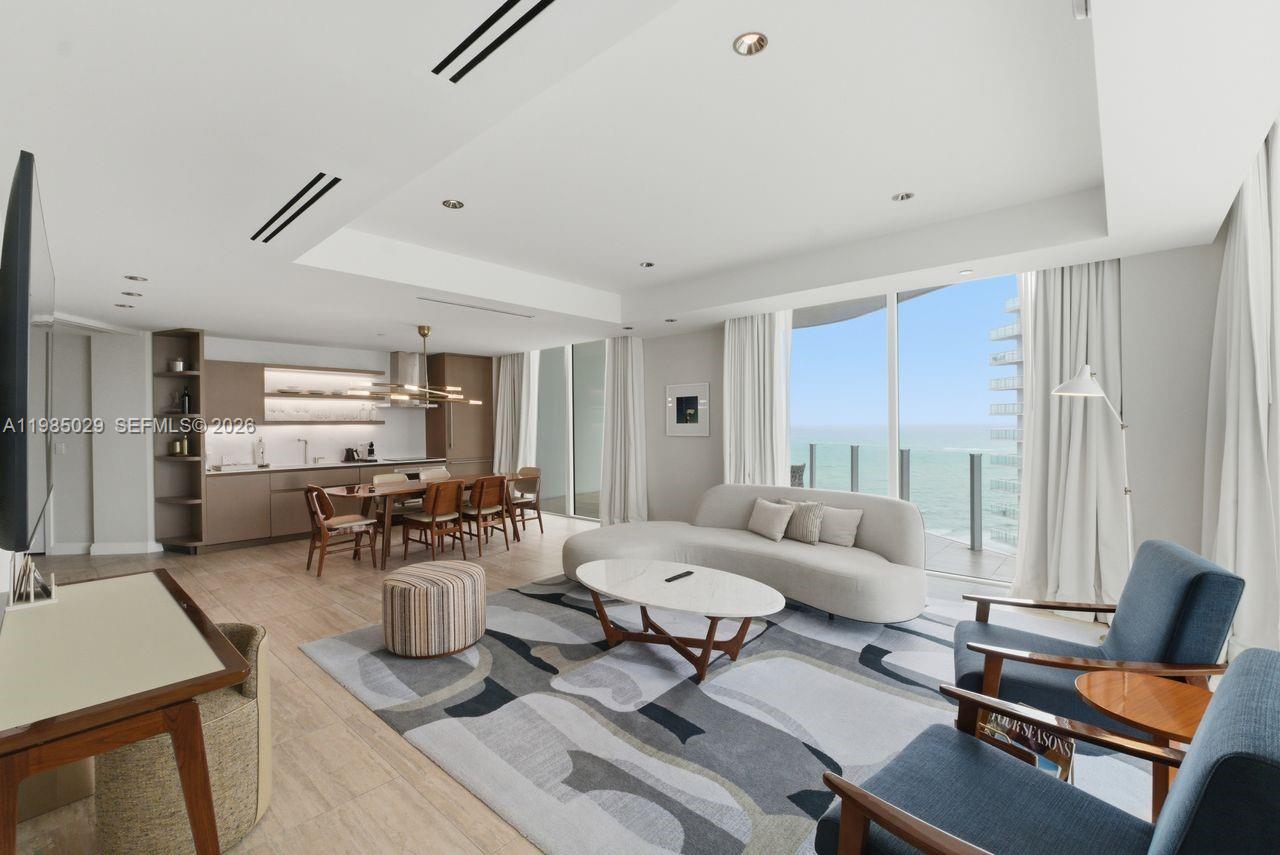 525 N Fort Lauderdale Beach Blvd Unit: 1509