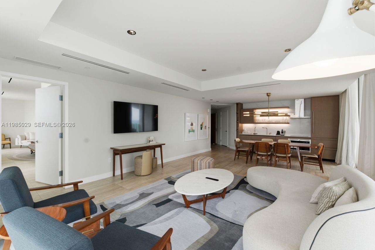 525 N Fort Lauderdale Beach Blvd Unit: 1509