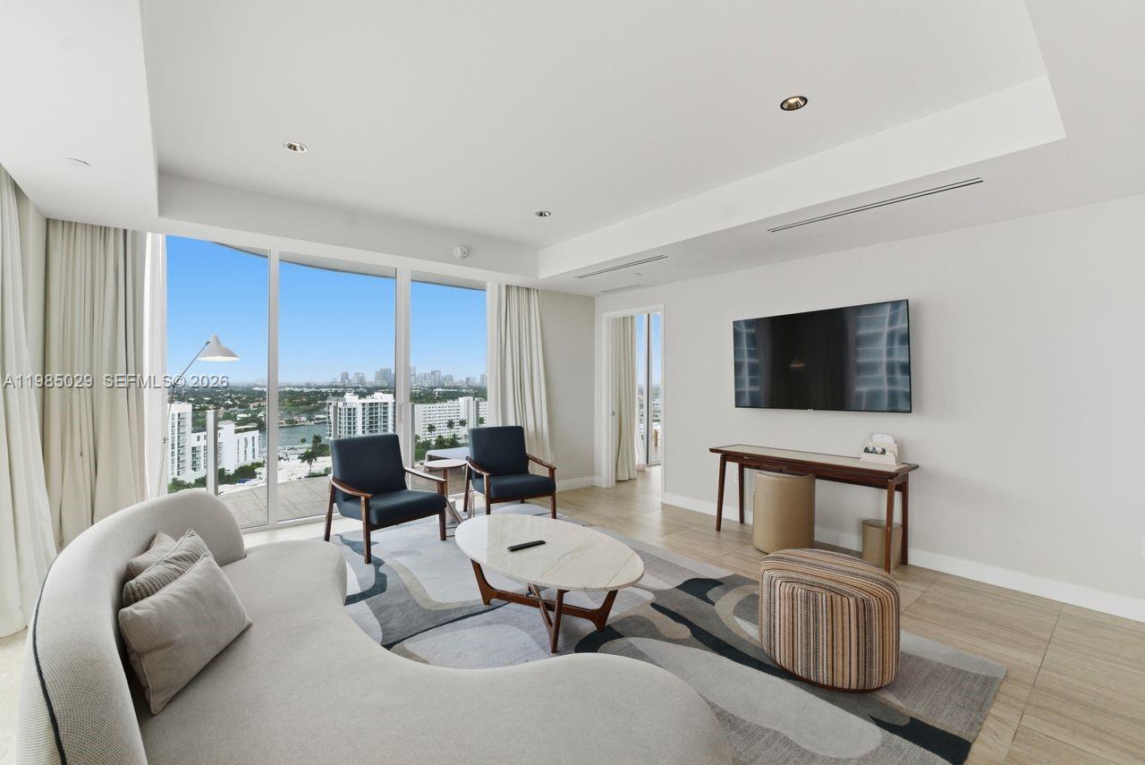 525 N Fort Lauderdale Beach Blvd Unit: 1509
