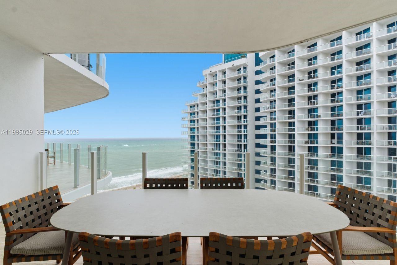 525 N Fort Lauderdale Beach Blvd Unit: 1509