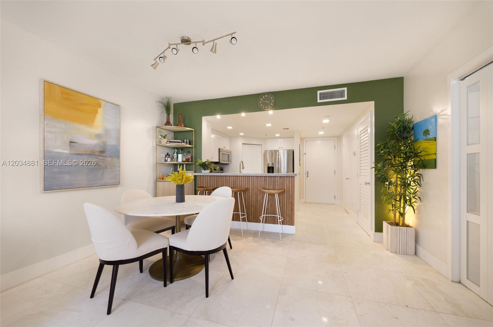 701 Brickell Key Blvd # 901