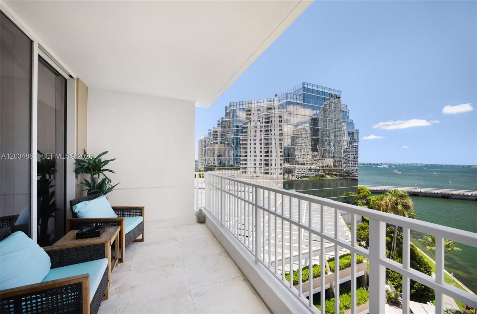 701 Brickell Key Blvd # 901