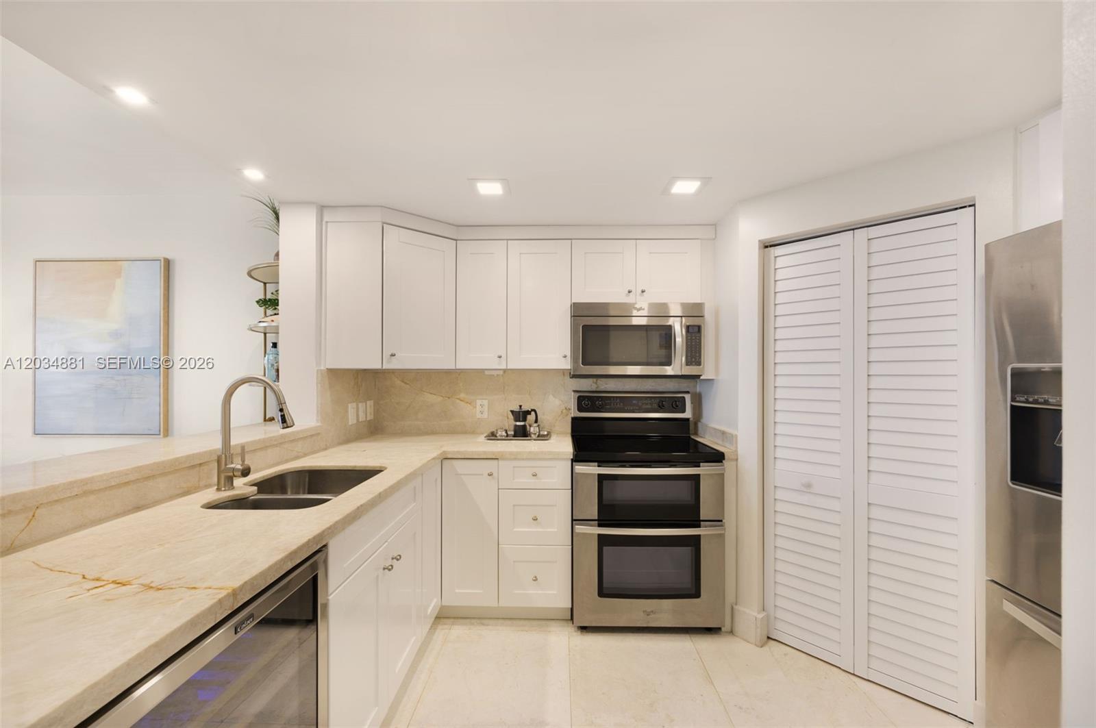 701 Brickell Key Blvd # 901