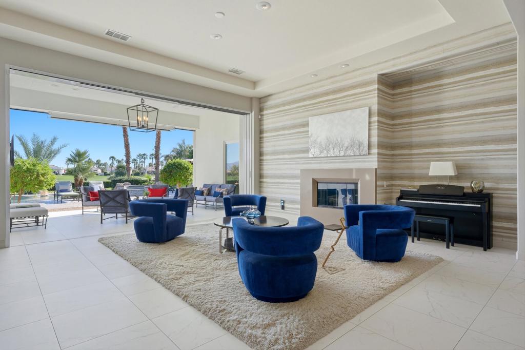 51528 Marbella Court