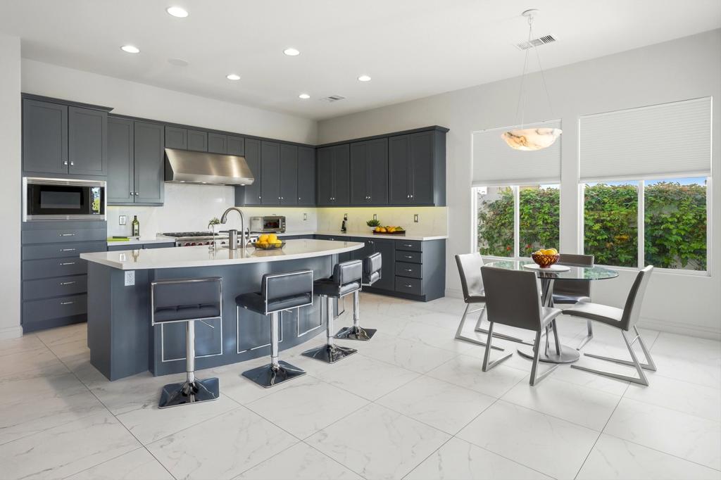 51528 Marbella Court