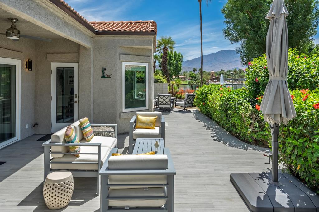 48221 Calle Florista