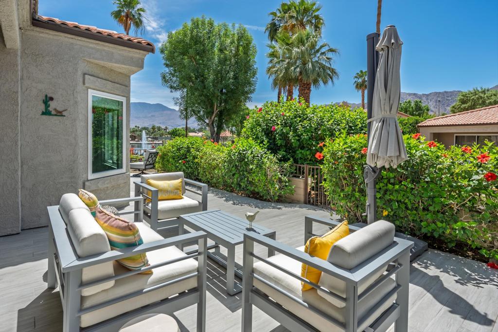 48221 Calle Florista