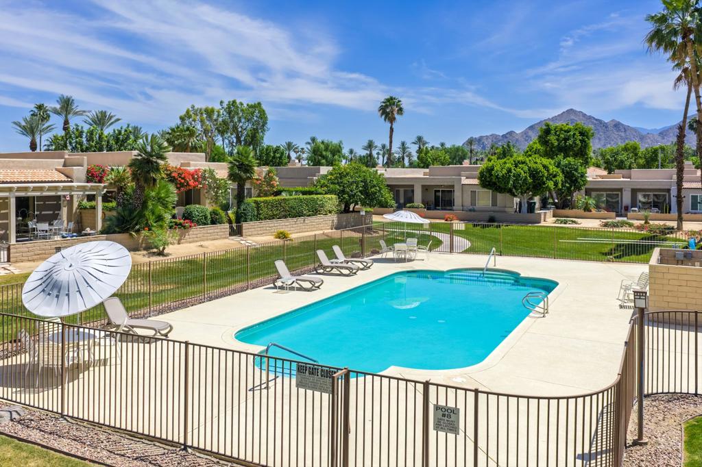 48221 Calle Florista