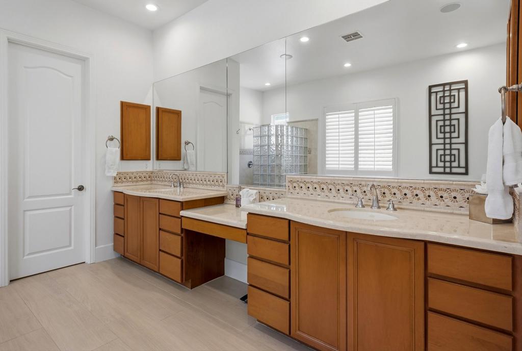 51493 Marbella Court