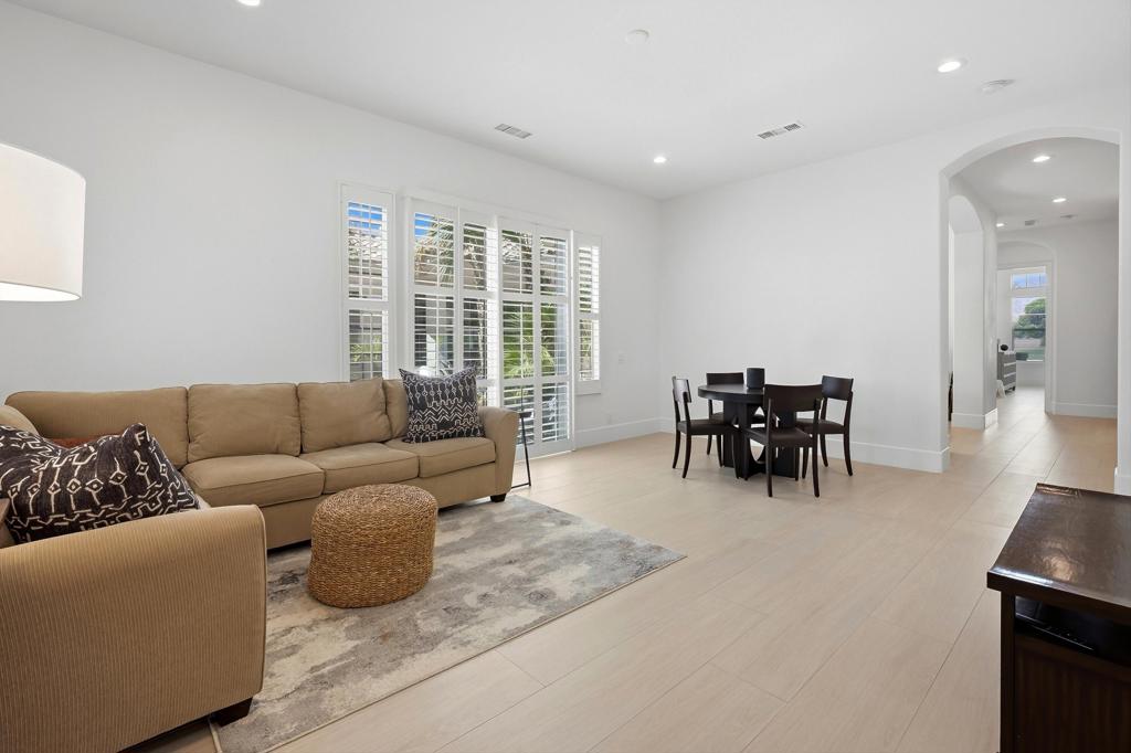 51493 Marbella Court
