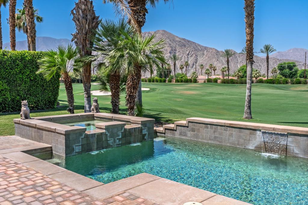 51493 Marbella Court