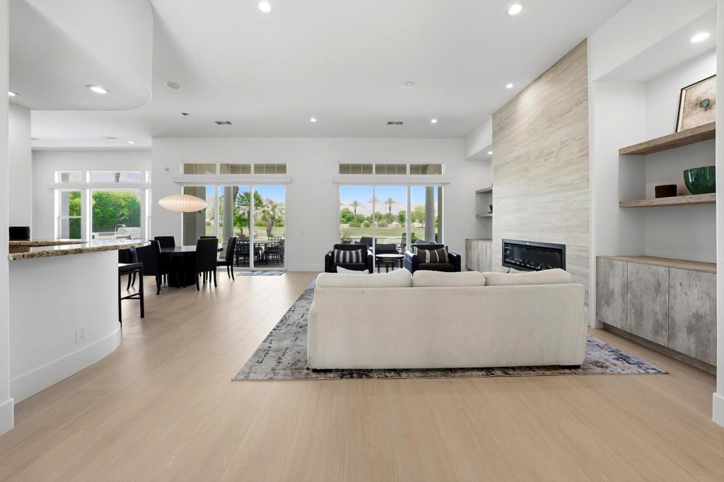 51493 Marbella Court