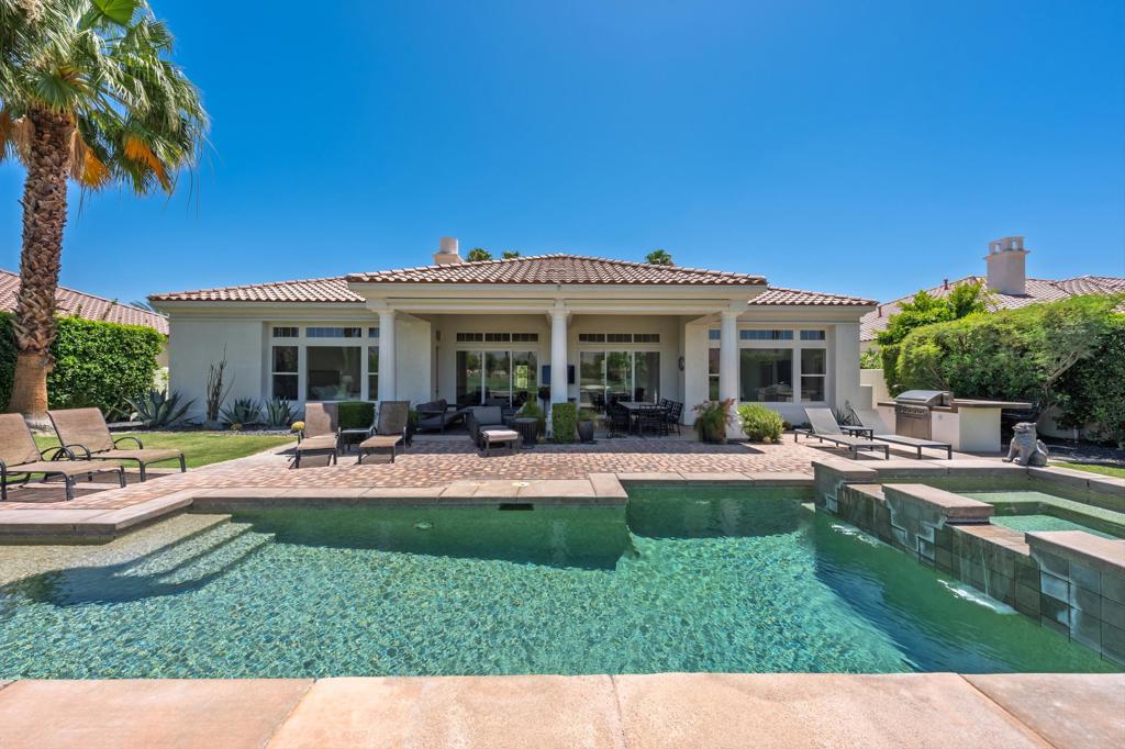51493 Marbella Court