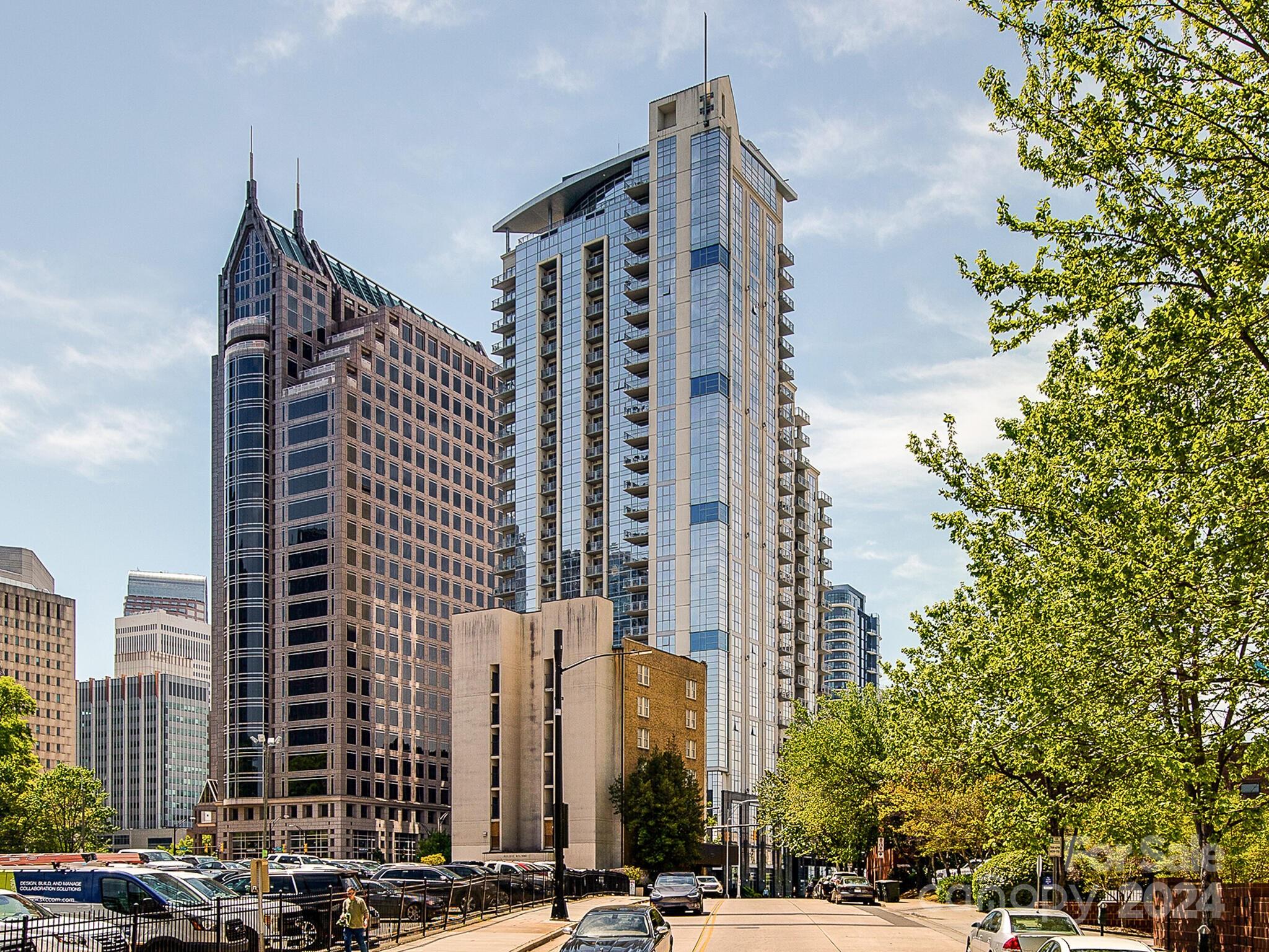 333 W Trade Street Unit: 2008