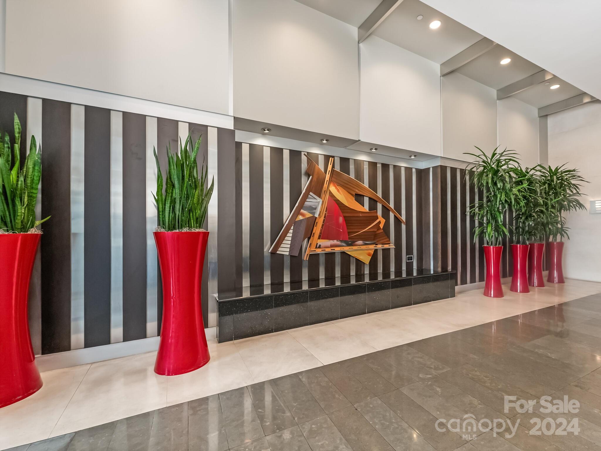 333 W Trade Street Unit: 2008