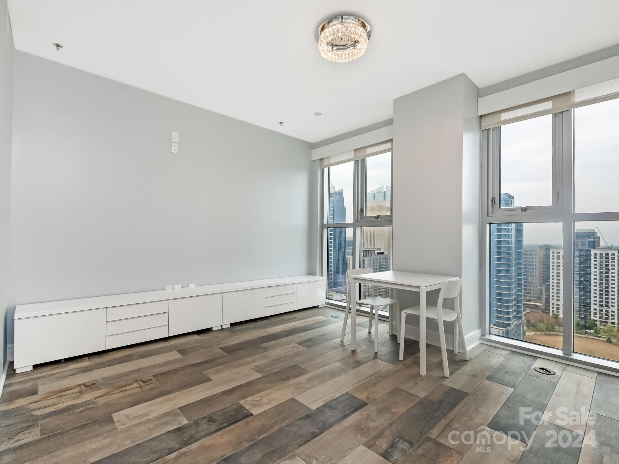 333 W Trade Street Unit: 2008