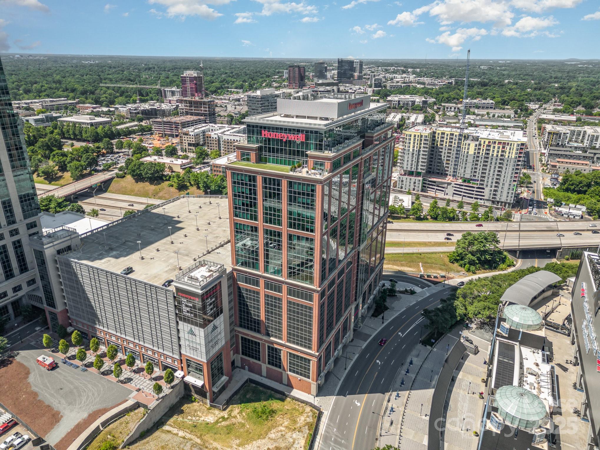 333 W Trade Street Unit: 2008