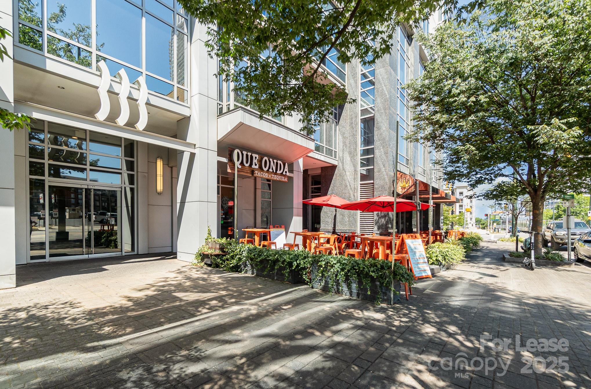 333 W Trade Street Unit: 2008