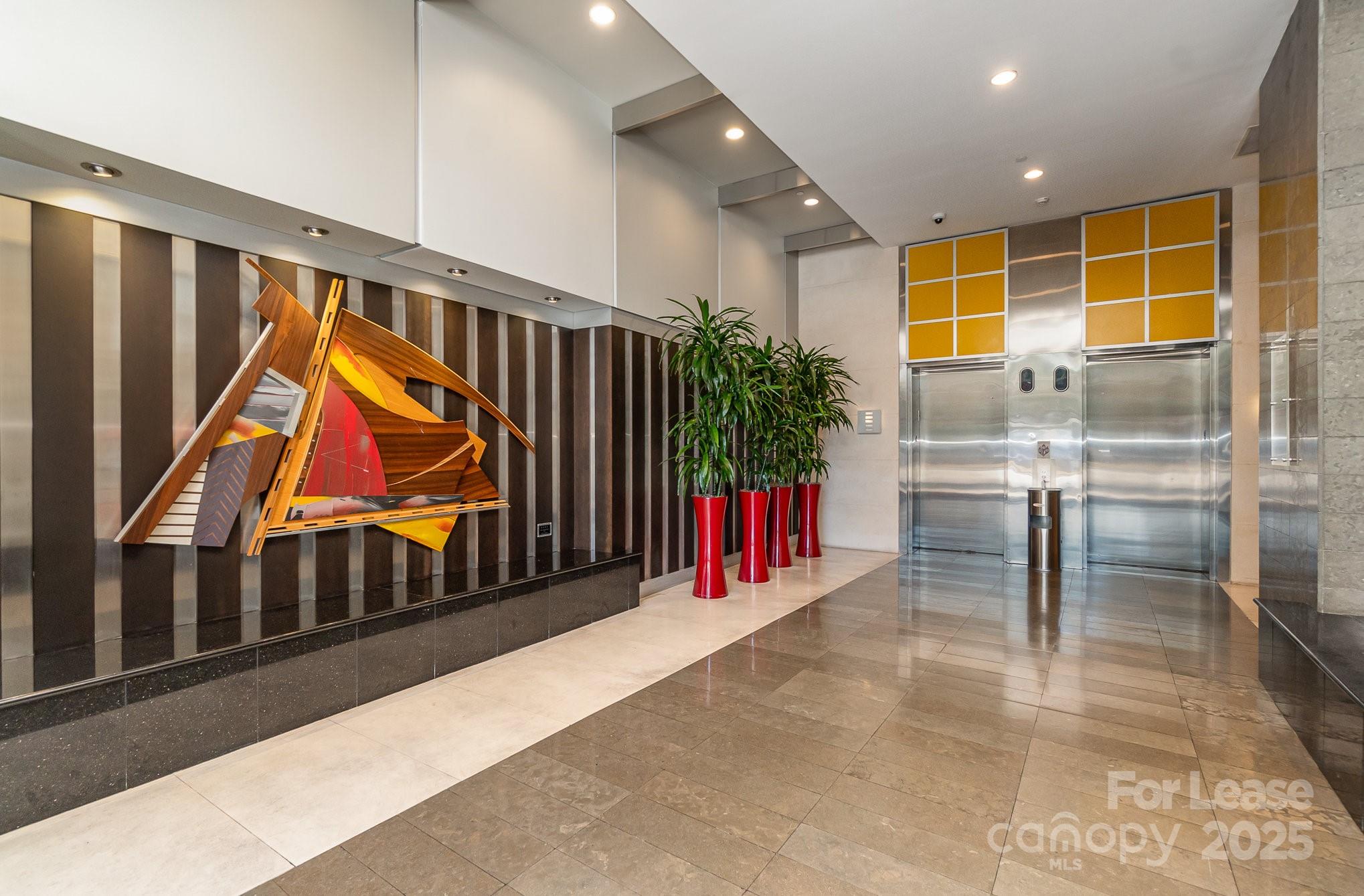 333 W Trade Street Unit: 2008