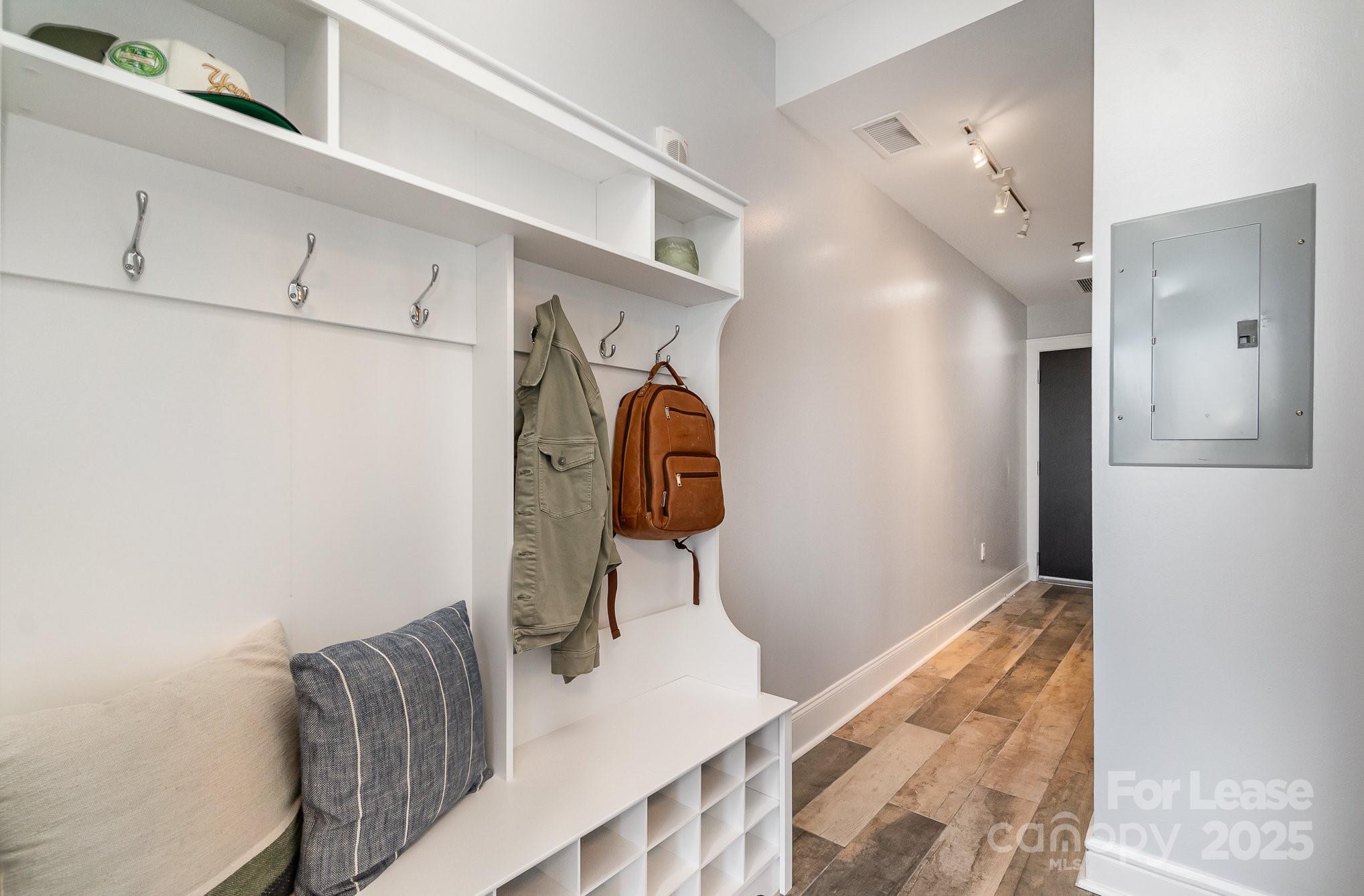 333 W Trade Street Unit: 2008