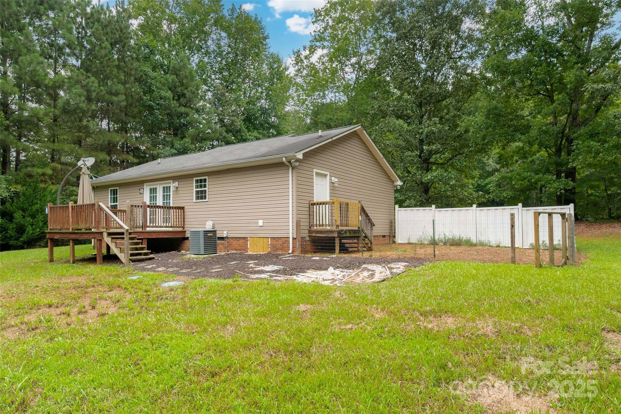 1878 Pekin Road