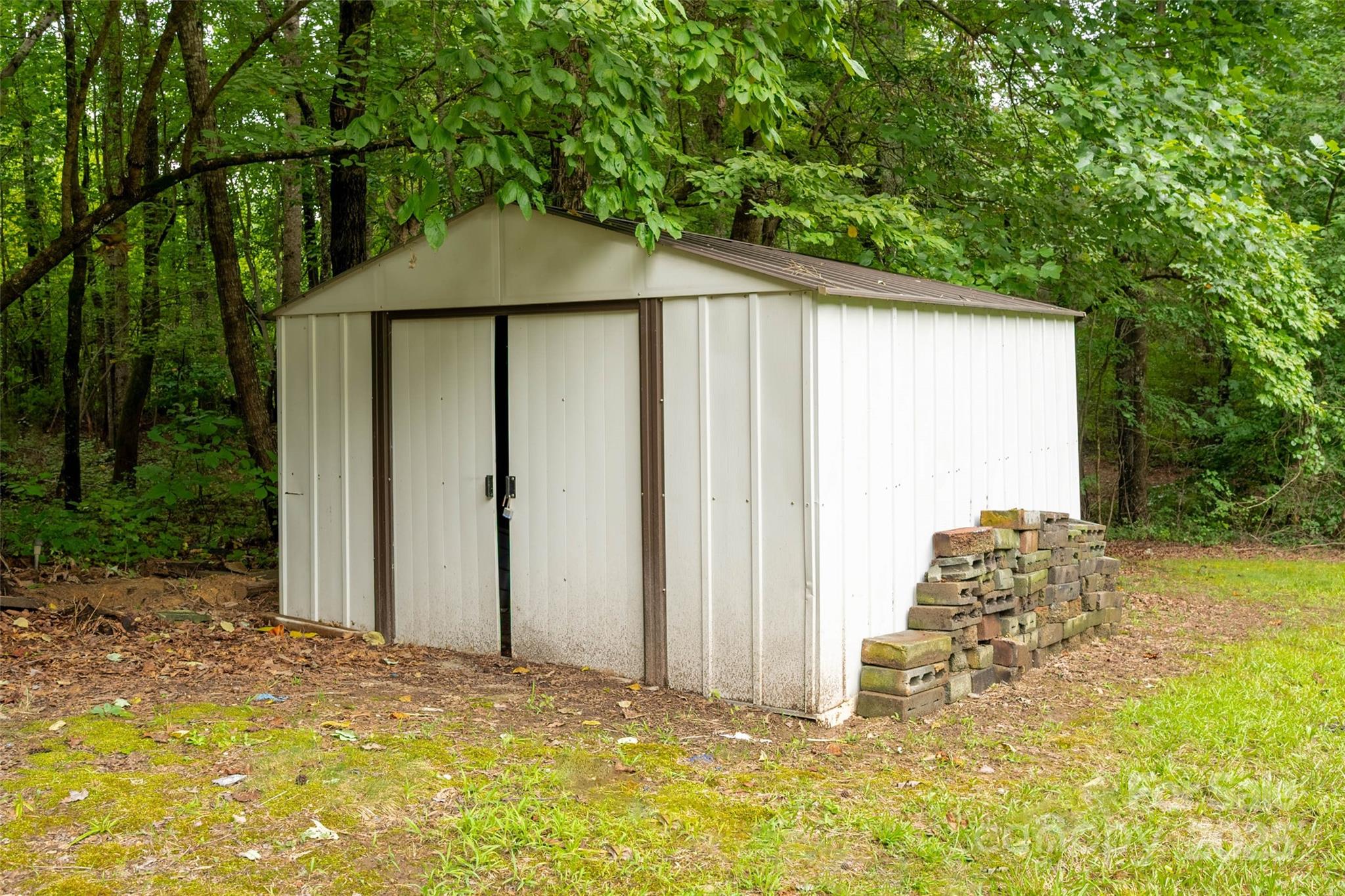 1878 Pekin Road