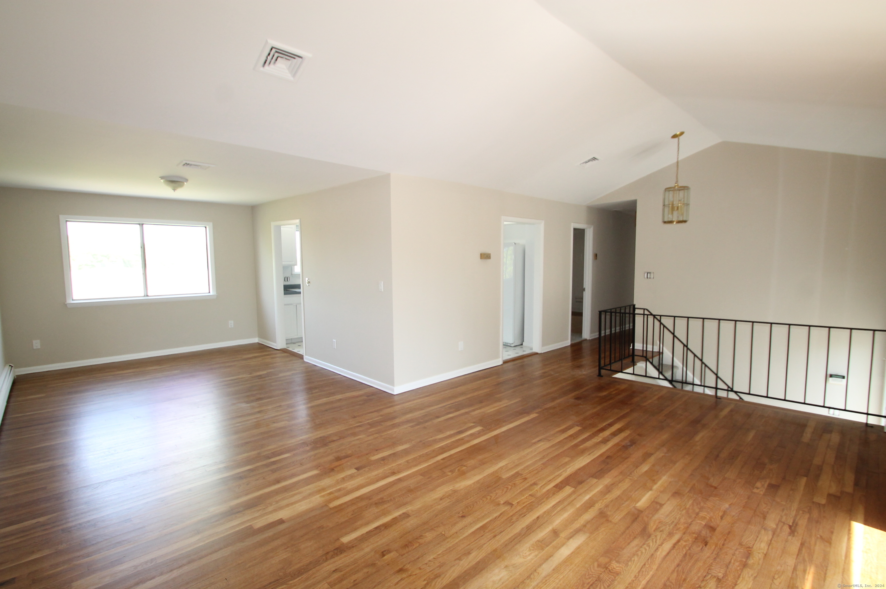 610 Beach Road