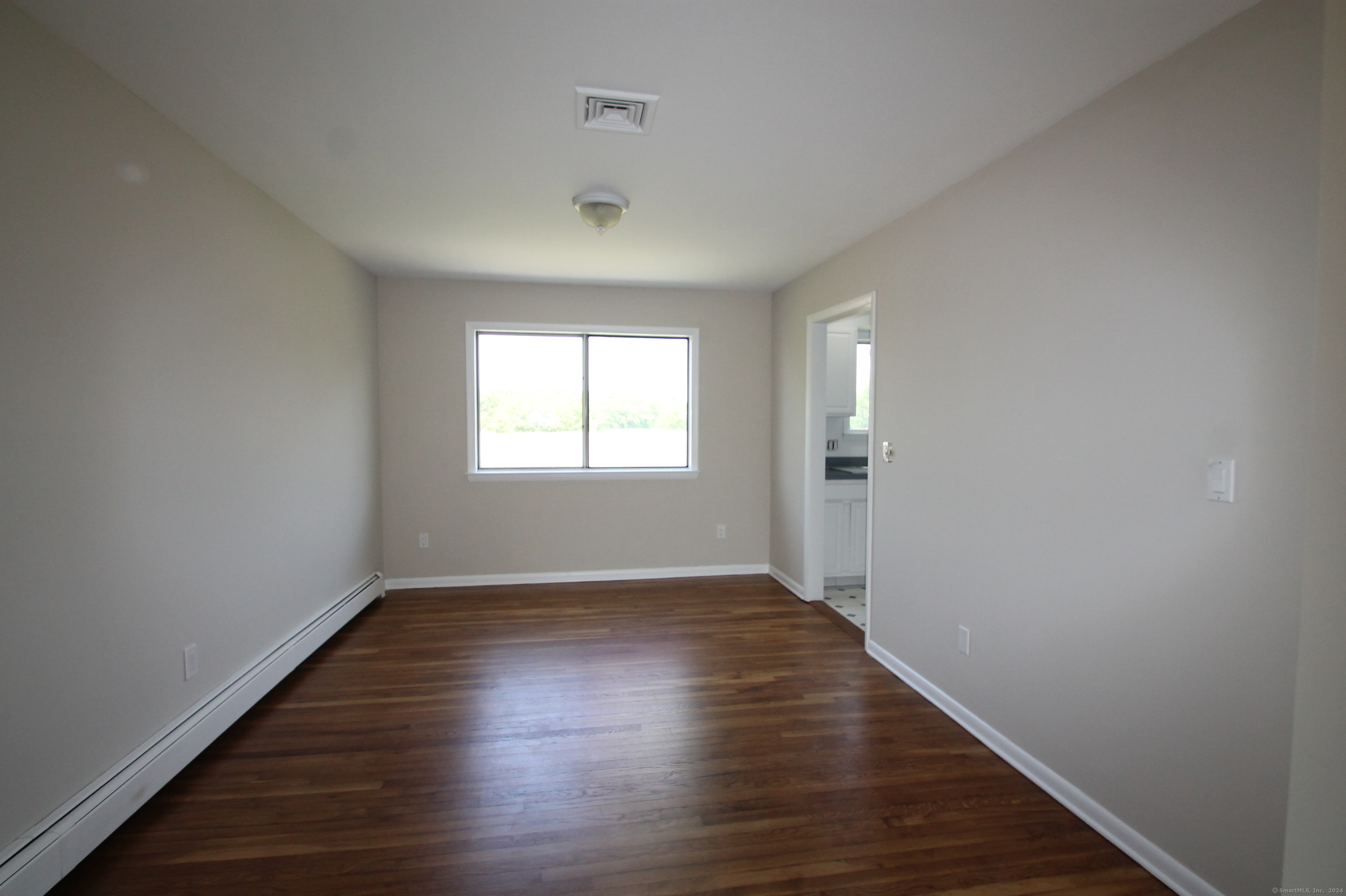 610 Beach Road