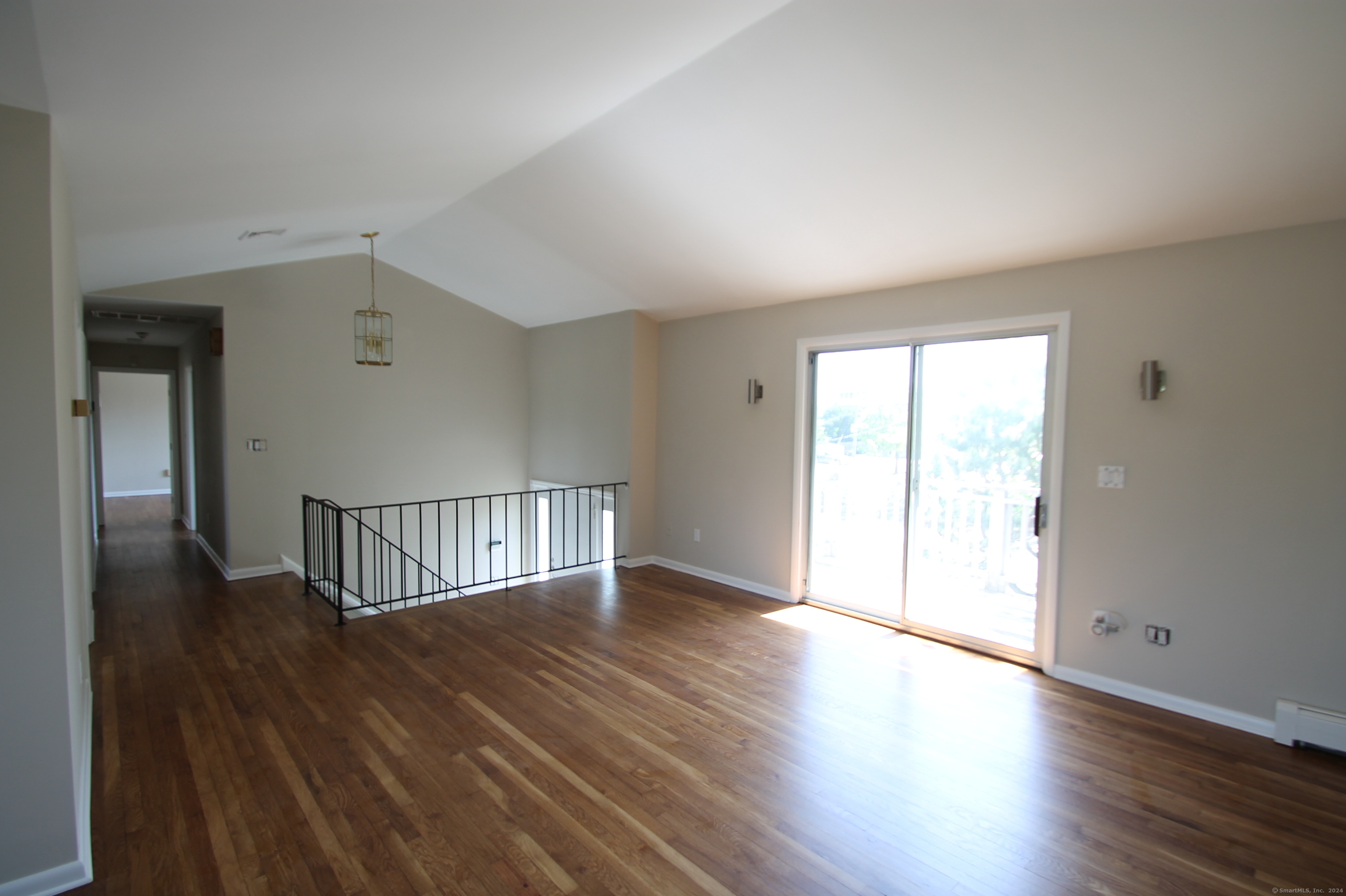 610 Beach Road